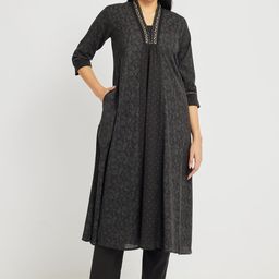 Span Floral Printed Cotton V-Neck A-Line Kurta-picture-47
