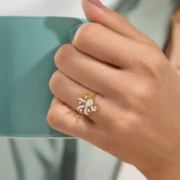 KISNA DIAMOND AND GOLD JEWELLERY Luciana Women Ring Diamond 0.26 CT & 2.15G-image-103