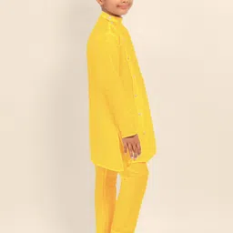 DEVOILER Boys Ethnic Motifs Regular Dupion Silk Kurta with Pyjamas image 4