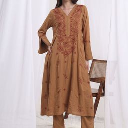 SUFIZA LIFESTYLE Embroidered Pure Cotton V-Neck Top With Trousers Co-Ords-image-61