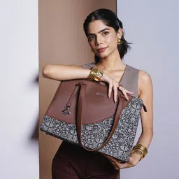 ZOUK Printed Structured Tote Bag image 1
