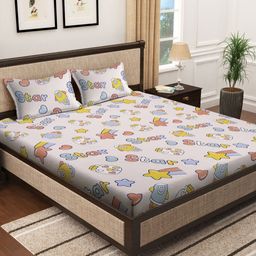 LITTLE GINNIE White & Yellow Graphic 144 TC Queen Bedsheet with 2 Pillow Covers-image-36