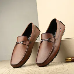 FAV SHOES Men Textured Slip-On Loafers-picture-38