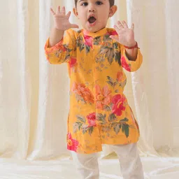 Tiber Taber Blossom Bliss Boys Floral Printed Pure Cotton Straight Kurta With Pyjamas-picture-36