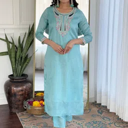 URMIR FASHION Women Floral Embroidered Regular Thread Work Kurta with Trousers & With Dupatta-picture-15