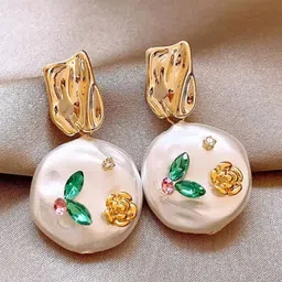 SUYUG Gold-Plated Artificial Stones Studded Circular Shaped Drop Earrings-35
