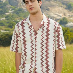 Campus Sutra Men Comfort Relaxed Fit Cuban Collar Textured Cotton Casual Shirt-image-62