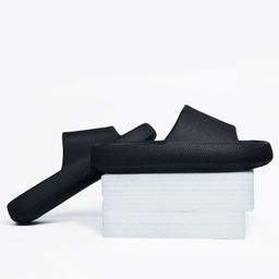 The Roadster Lifestyle Co Men Textured Sliders-picture-15