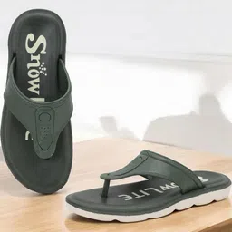 Pampy Angel Men Green Flip Flops-image-73