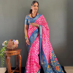 AQUILIQ Striped Zari Art Silk Kanjeevaram Saree-image-96