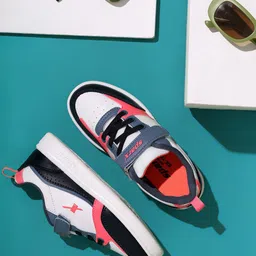 Sparx Kids Boys Colourblocked Sneakers Casual Shoes-37