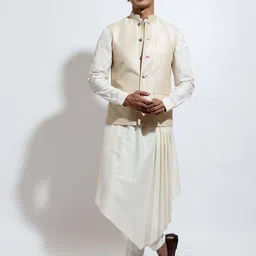 VIVEK KARUNAKARAN Men Sleeveless Nehru Jackets-40
