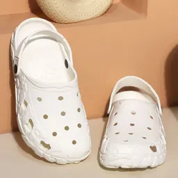 TAG 7 Men Rubber Casual Clogs-8