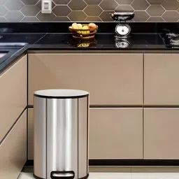 Pano Stainless Steel Peddle Dustbin- 8L-19
