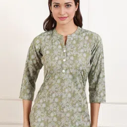 True Shape Floral Printed Mandarin Collar Short Kurti-image-74