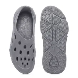 GRAGE Men Self Design Clogs image 4