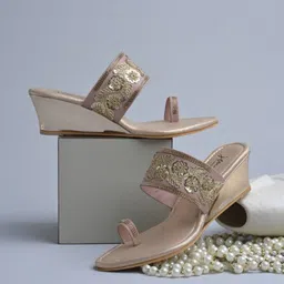JM Looks Women Wedge Heel Sandals with Embroidered Strap & Toe Ring-15