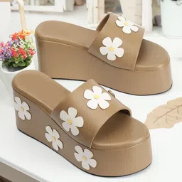 H.M. LADIES FOOTWEAR Women Printed Wedge Sandals-picture-37