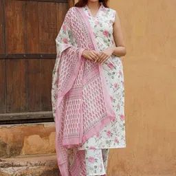 RUNAYA NX Women Ethnic Motifs Embroidered Kurta with Trousers & With Dupatta Kurta Sets-image-8
