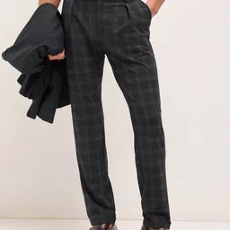 THE BEAR HOUSE Men Checked Regular Fit Pleated Formal Trousers-picture-41