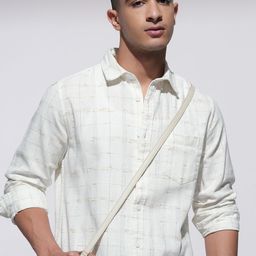 HIGHLANDER Men Comfort Slim Fit Opaque Checked Casual Shirt-picture-8