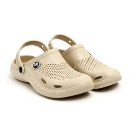 MILESTOE Men Self Design Clogs-13