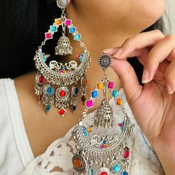 ISLANA Contemporary Drop Earrings-image-67