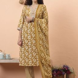 Yufta Floral Printed Pure Cotton V-Neck Straight Kurta With Trousers And Dupatta-picture-47