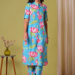 GoSriKi Women Floral Printed Regular Kurta with Palazzos-image-51