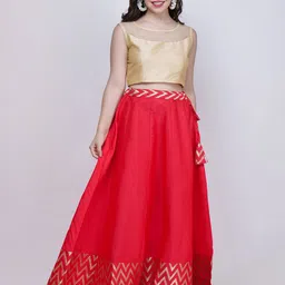 Frolic Rolic Silk Blouse & Zig Zag Jacquard Border Silk Skirt Set-image-85