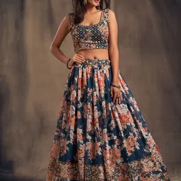 DIVASTRI Embellished Sequinned Semi-Stitched Lehenga & Unstitched Blouse With Dupatta image 3
