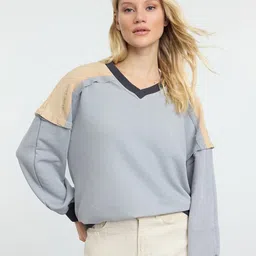 Trendyol Women Colourblocked Sweatshirt-image-61
