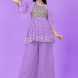 PARROT CREATION Floral Embroidered V-Neck Georgette A-Line Kurti With Palazzo And Cape-picture-3