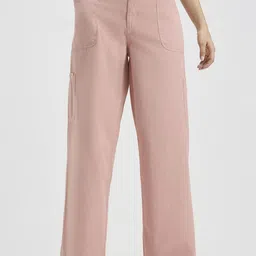 Pepe Jeans Women Straight Fit Pleated Mid Rise Cotton Cargos Trousers-picture-34