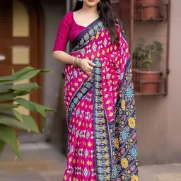 DIVASTRI Linen Blend Ikat Saree-38