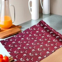 REVEXO Maroon Printed Water-Resistant Shelf Liner-4