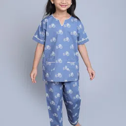 Little Clothings Girls Printed Night suit-image-94