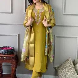 Twika Floral Embroidered Round Neck Chanderi Silk Straight Kurta With Trousers & Dupatta-43