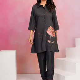 Kaftanize Dark Grey Multi-Color Bold Floral Embroidered Co-Ord-picture-20