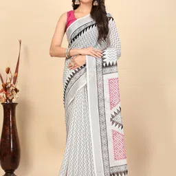 J 6 DESIGNER Geometric Printed Saree-picture-4