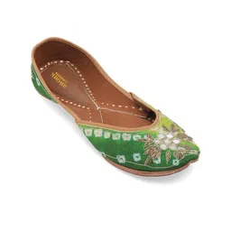 Anouk Women Ethnic Mojaris with Embroidered Flats-image-85
