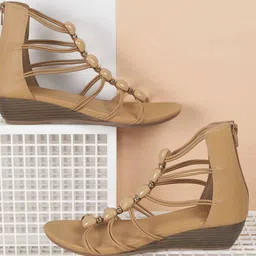 Metro Women Wedge Gladiators-33