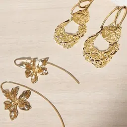 VAGHBHATT Women Gold Earrings-42