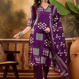 Sangria Geometric Printed V Neck Pure Cotton Straight Kurta With Trousers & Dupatta-picture-4