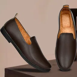 Groofer Men Slip-On Juttis-picture-37
