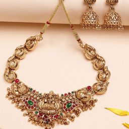 KARATCART Traditional South Indian Temple Necklace Set With Goddess Lakshmi Design-41