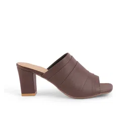 Tresmode Block Sandals with Bows image 3