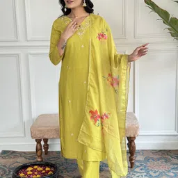 KALINI Women Ethnic Motifs Embroidered Regular Kurta with Trousers & With Dupatta-18