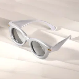 HAUTE SAUCE by Campus Sutra Women Wayfarer Sunglasses with Polarised Lens-image-88