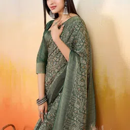 DIVASTRI Ajrak Block Printed Ikat Saree-11